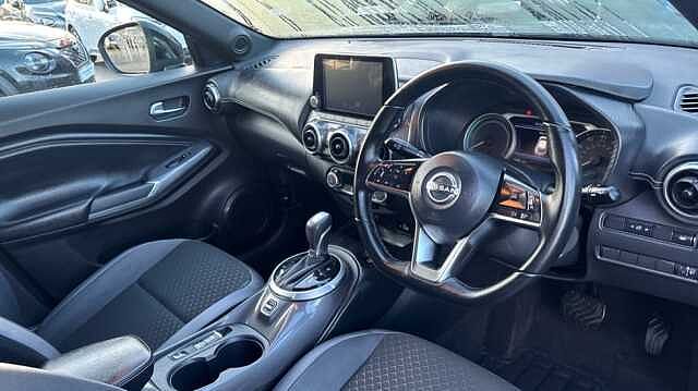 Nissan Juke JUKE 1.6 Hybrid N-Connecta 5dr Auto