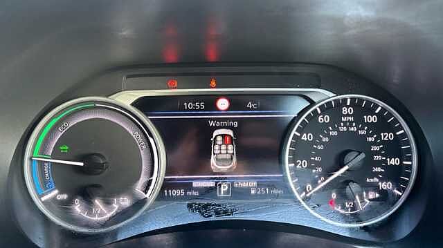 Nissan Juke JUKE 1.6 Hybrid N-Connecta 5dr Auto