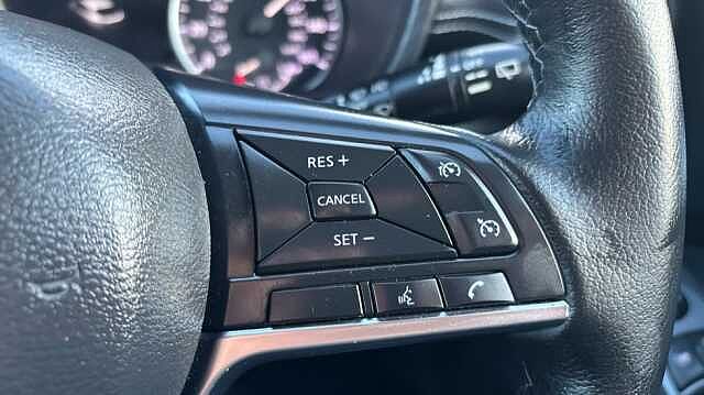 Nissan Juke JUKE 1.6 Hybrid N-Connecta 5dr Auto