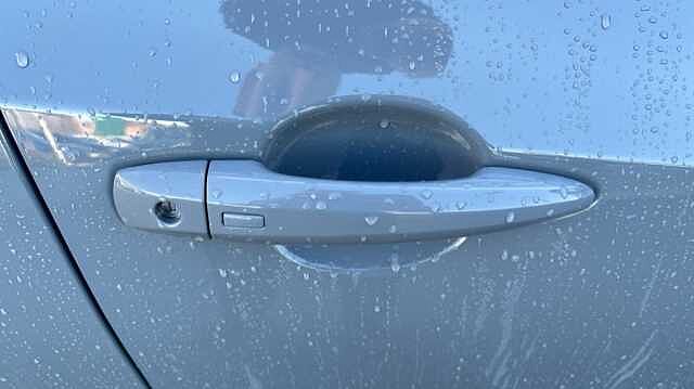 Nissan Juke JUKE 1.6 Hybrid N-Connecta 5dr Auto