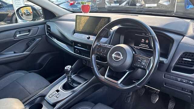 Nissan Qashqai QASHQAI 1.3 DiG-T MH N-Connecta 5dr