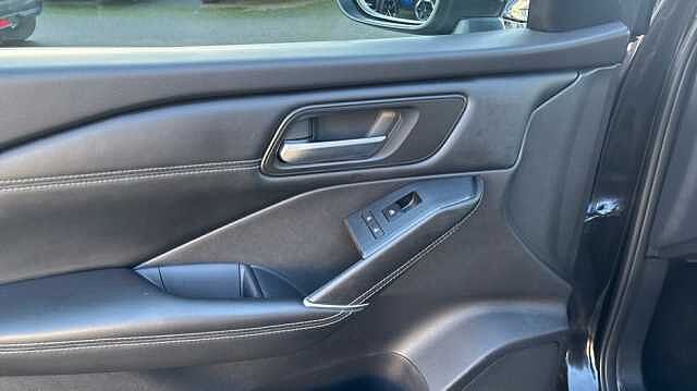 Nissan Qashqai QASHQAI 1.3 DiG-T MH N-Connecta 5dr