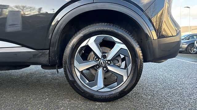 Nissan Qashqai QASHQAI 1.3 DiG-T MH N-Connecta 5dr