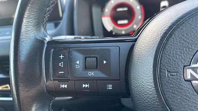 Nissan Qashqai QASHQAI 1.3 DiG-T MH N-Connecta 5dr