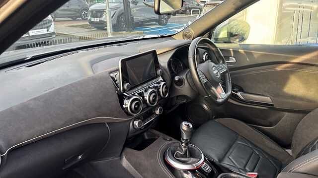 Nissan Juke JUKE 1.0 DiG-T 114 Tekna+ 5dr