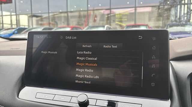 Nissan X-Trail X-TRAIL 1.5 MHEV 163 N-Connecta [Sky Pack] 5dr Xtronic