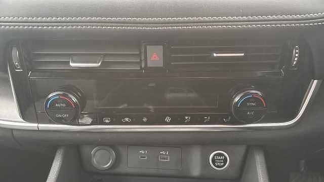 Nissan X-Trail X-TRAIL 1.5 MHEV 163 N-Connecta [Sky Pack] 5dr Xtronic