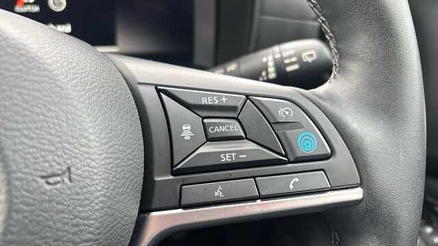 Nissan Juke JUKE 1.0 DiG-T Tekna 5dr