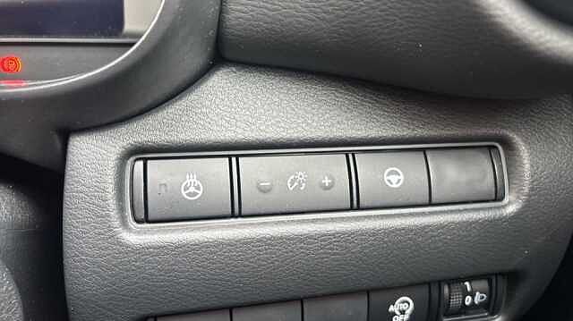 Nissan Juke JUKE 1.0 DiG-T Tekna 5dr