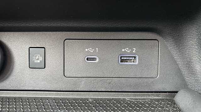 Nissan Juke JUKE 1.0 DiG-T Tekna 5dr