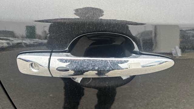 Nissan LEAF LEAF 110kW N-Connecta 39kWh 5dr Auto