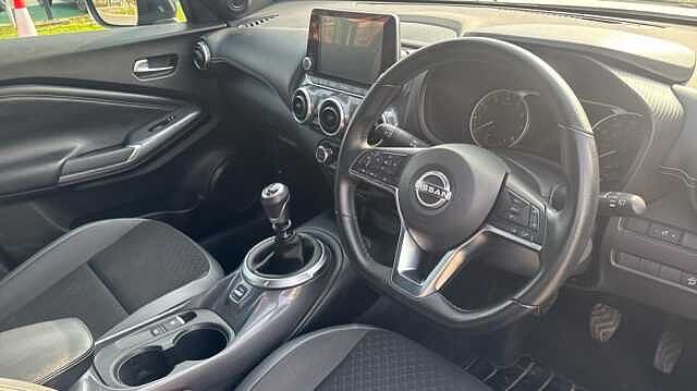Nissan Juke JUKE 1.0 DiG-T 114 N-Connecta 5dr