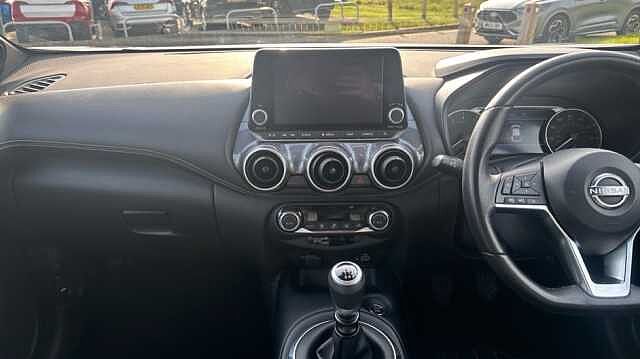 Nissan Juke JUKE 1.0 DiG-T 114 N-Connecta 5dr