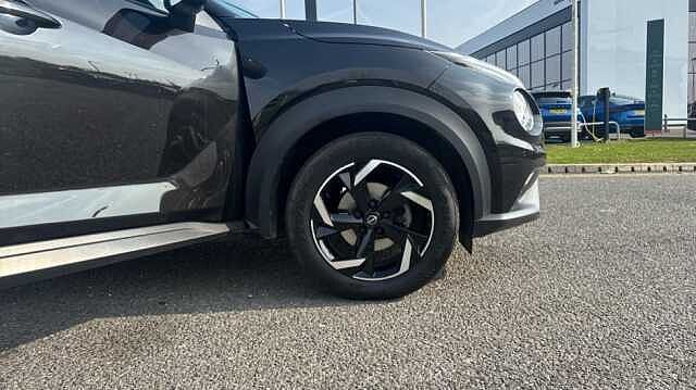 Nissan Juke JUKE 1.0 DiG-T 114 N-Connecta 5dr
