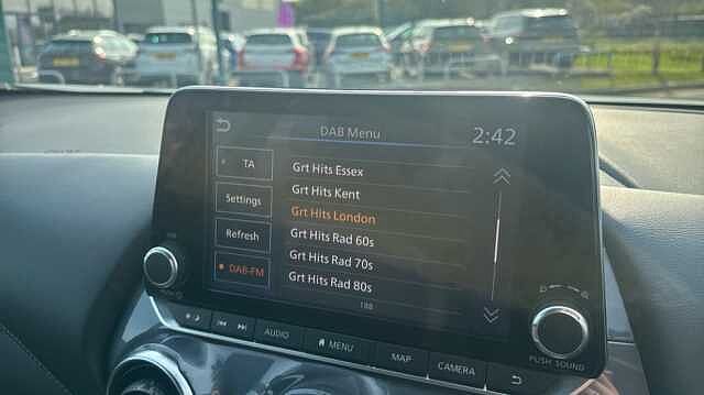 Nissan Juke JUKE 1.0 DiG-T 114 N-Connecta 5dr