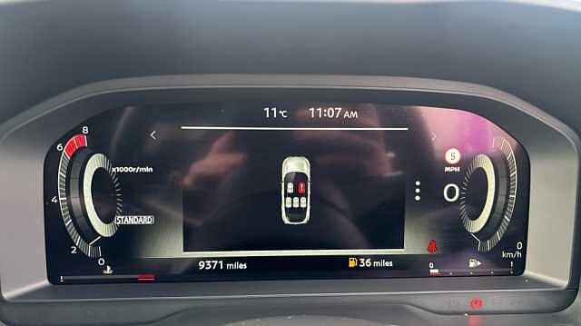 Nissan Qashqai Qashqai 1.3 Dig-t MHB 140 Tekna