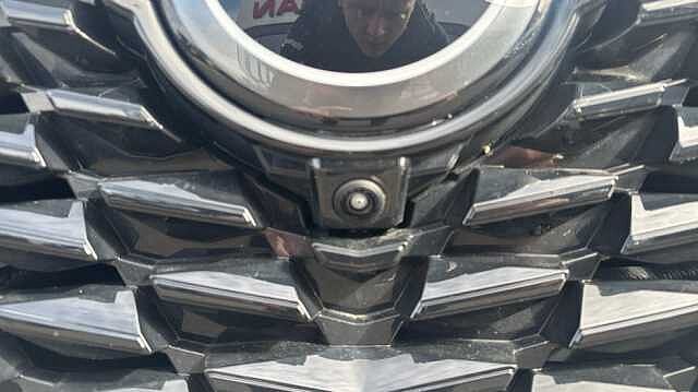 Nissan Qashqai Qashqai 1.3 Dig-t MHB 140 Tekna