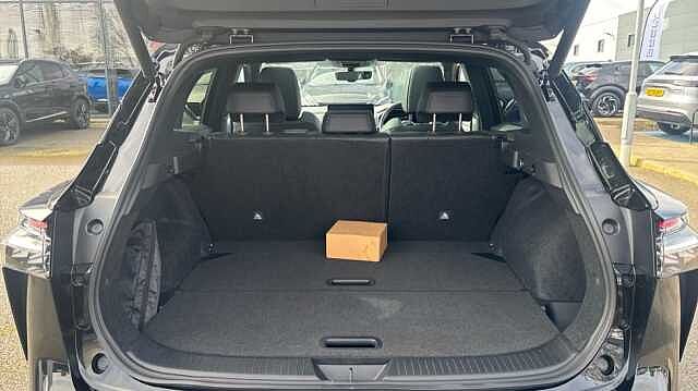 Nissan Qashqai Qashqai 1.3 Dig-t MHB 140 Tekna