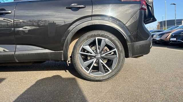 Nissan Qashqai QASHQAI 1.3 DiG-T MH 158 Tekna 5dr 4WD Xtronic