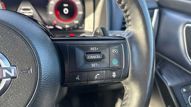 Nissan Qashqai QASHQAI 1.3 DiG-T MH 158 Tekna 5dr 4WD Xtronic