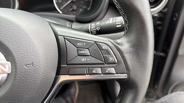 Nissan Juke JUKE 1.6 Hybrid N-Connecta 5dr Auto