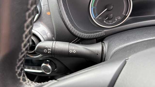 Nissan Juke JUKE 1.6 Hybrid N-Connecta 5dr Auto