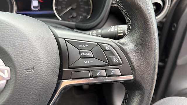 Nissan Juke JUKE 1.6 Hybrid N-Connecta 5dr Auto