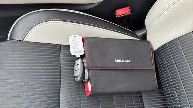 Nissan Qashqai QASHQAI 1.3 DiG-T MH 158 Tekna 5dr 4WD Xtronic