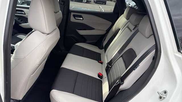 Nissan Qashqai QASHQAI 1.3 DiG-T MH 158 Tekna 5dr 4WD Xtronic