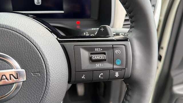 Nissan Qashqai QASHQAI 1.3 DiG-T MH 158 Tekna 5dr 4WD Xtronic