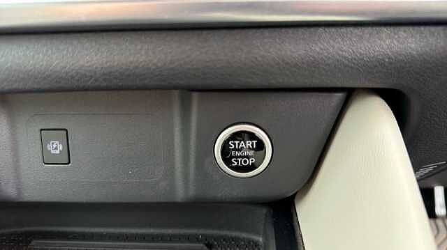 Nissan Qashqai QASHQAI 1.3 DiG-T MH 158 Tekna 5dr 4WD Xtronic