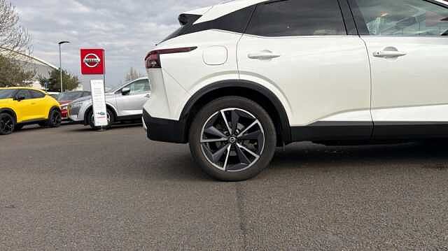 Nissan Qashqai QASHQAI 1.3 DiG-T MH 158 Tekna 5dr 4WD Xtronic