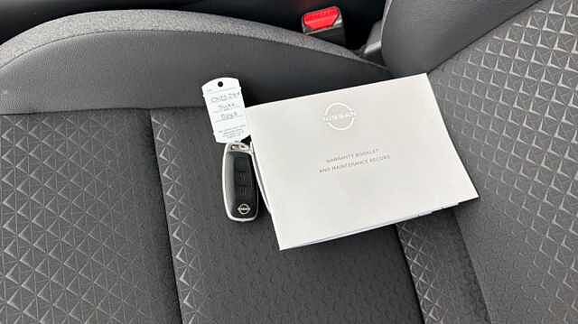 Nissan Juke JUKE 1.0 DiG-T N-Connecta 5dr