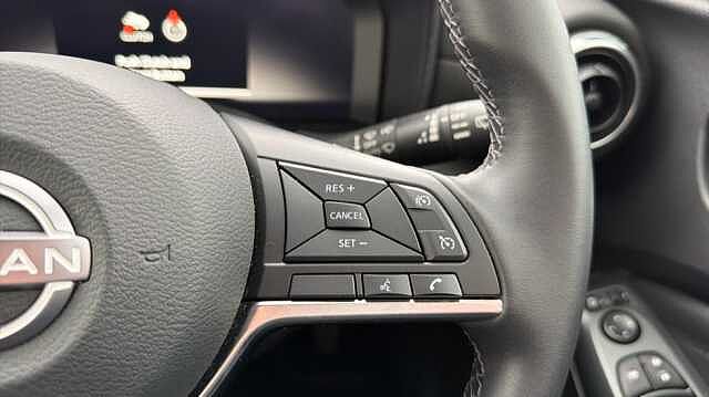 Nissan Juke JUKE 1.0 DiG-T N-Connecta 5dr