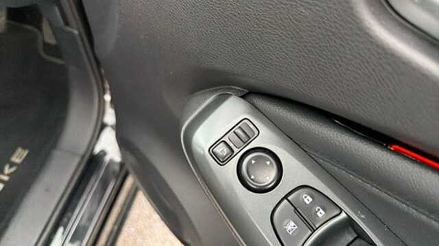 Nissan Juke JUKE 1.0 DiG-T N-Connecta 5dr