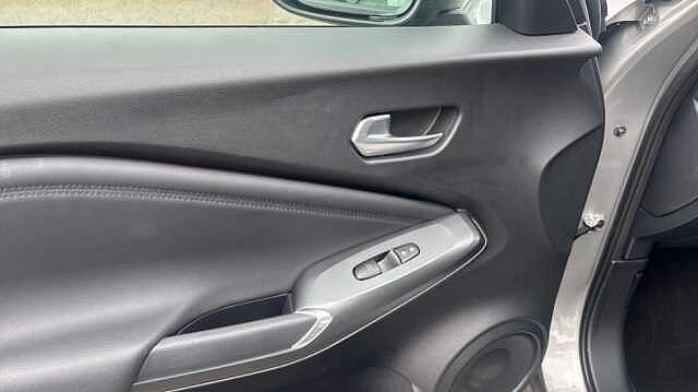 Nissan Juke JUKE 1.0 DiG-T N-Connecta 5dr