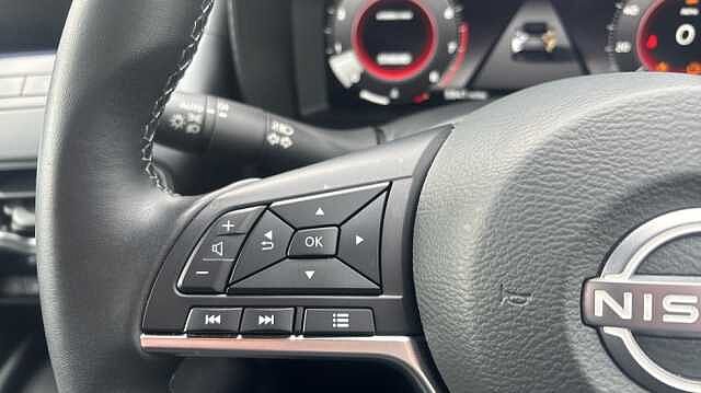 Nissan Juke JUKE 1.0 DiG-T N-Connecta 5dr