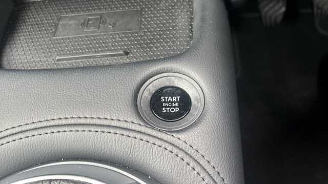 Nissan Juke JUKE 1.0 DiG-T N-Connecta 5dr