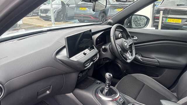 Nissan Juke JUKE 1.0 DiG-T N-Connecta 5dr