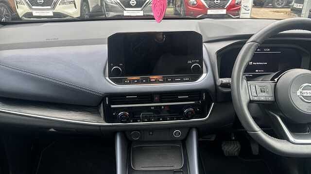 Nissan Qashqai QASHQAI 1.3 DiG-T MH 158 Tekna 5dr Xtronic