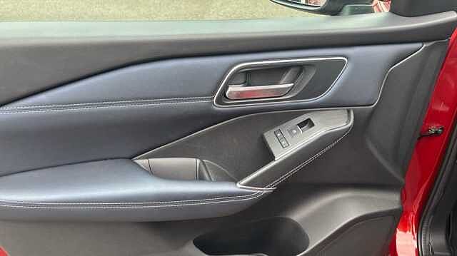 Nissan Qashqai QASHQAI 1.3 DiG-T MH 158 Tekna 5dr Xtronic