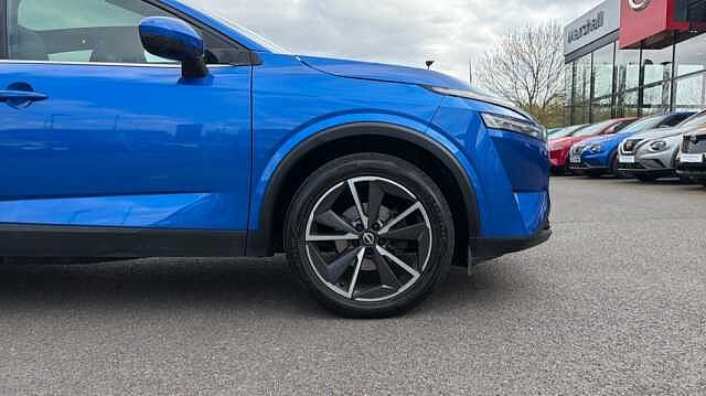 Nissan Qashqai QASHQAI 1.3 DiG-T MH Tekna 5dr