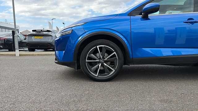 Nissan Qashqai QASHQAI 1.3 DiG-T MH Tekna 5dr