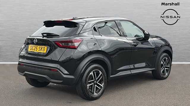 Nissan Juke JUKE 1.0 DiG-T N-Connecta 5dr DCT