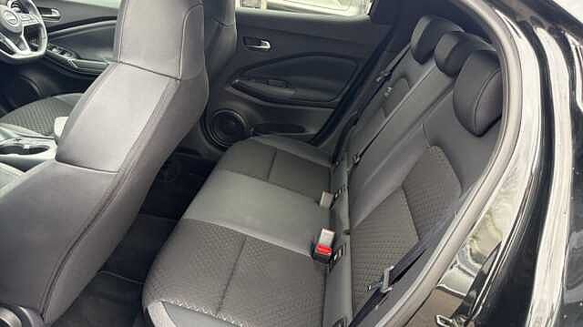 Nissan Juke JUKE 1.0 DiG-T N-Connecta 5dr DCT