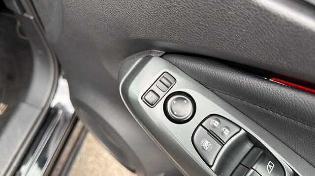 Nissan Juke JUKE 1.0 DiG-T N-Connecta 5dr DCT