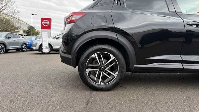 Nissan Juke JUKE 1.0 DiG-T N-Connecta 5dr DCT