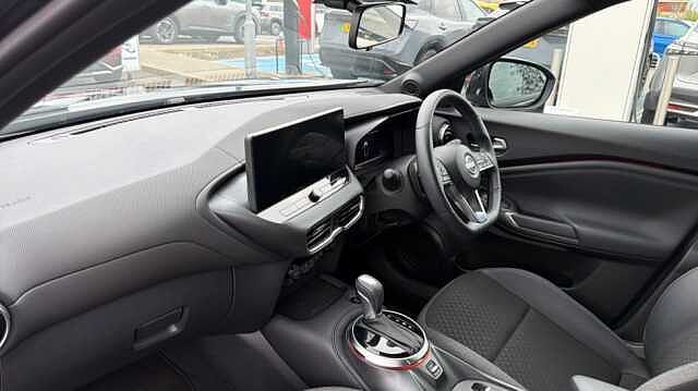 Nissan Juke JUKE 1.0 DiG-T N-Connecta 5dr DCT
