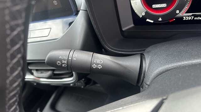 Nissan Juke JUKE 1.0 DiG-T N-Connecta 5dr