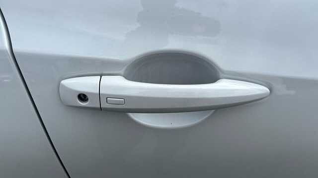 Nissan Juke JUKE 1.0 DiG-T N-Connecta 5dr